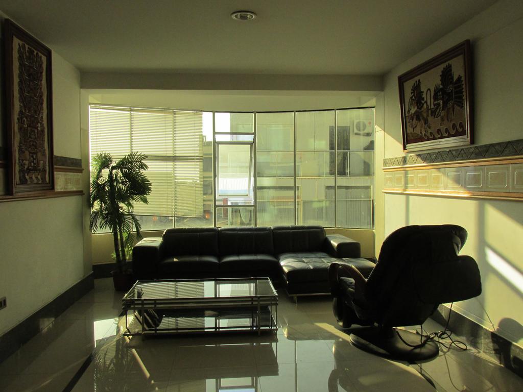 Rizzo Plaza Hotel Tumbes Kültér fotó