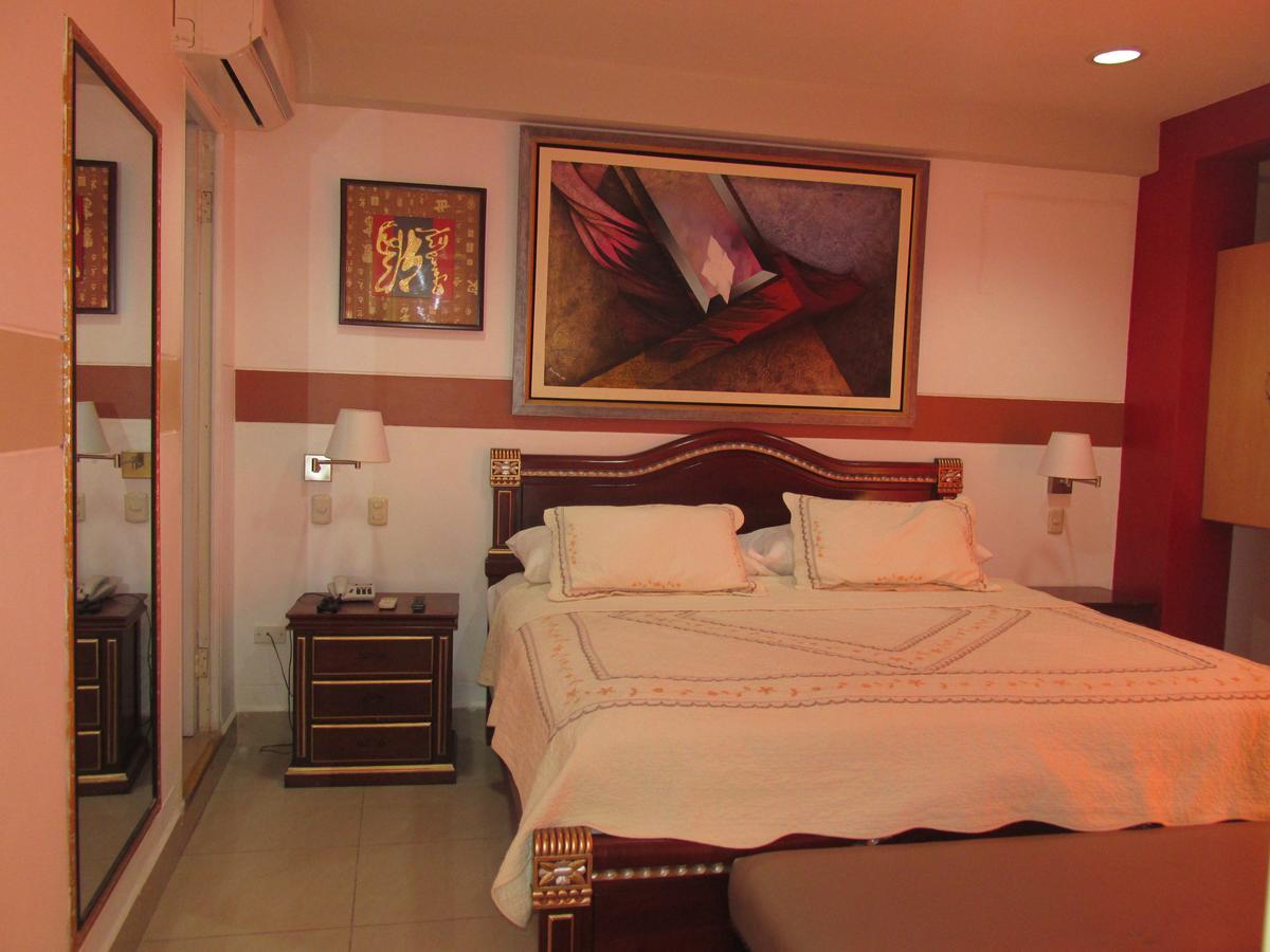 Rizzo Plaza Hotel Tumbes Kültér fotó